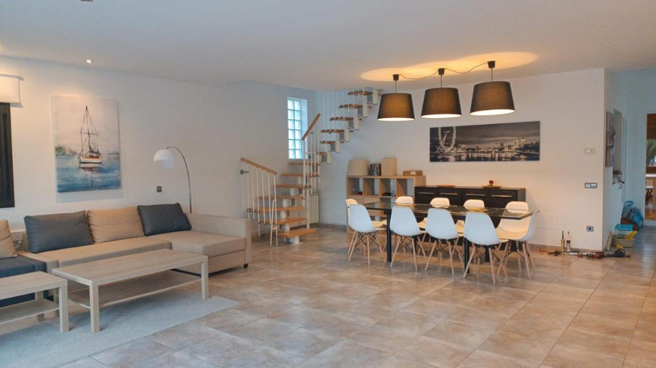 Villa Franz House Casa Principal Canyelles  Εξωτερικό φωτογραφία